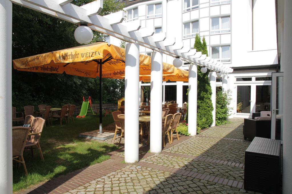 Relexa Hotel Bad Salzdetfurth Extérieur photo