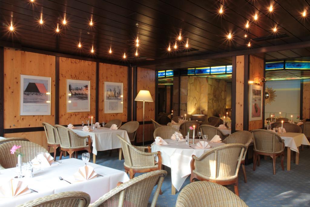 Relexa Hotel Bad Salzdetfurth Extérieur photo