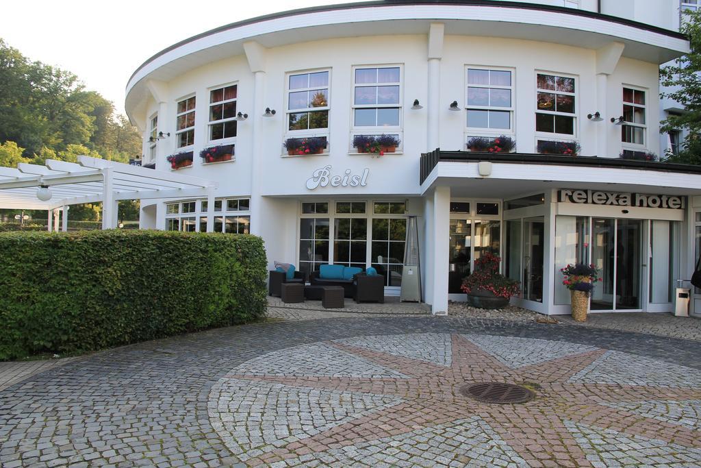 Relexa Hotel Bad Salzdetfurth Extérieur photo